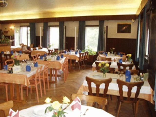 Auberge Restaurant Couronne Beurnevésin Eksteriør bilde